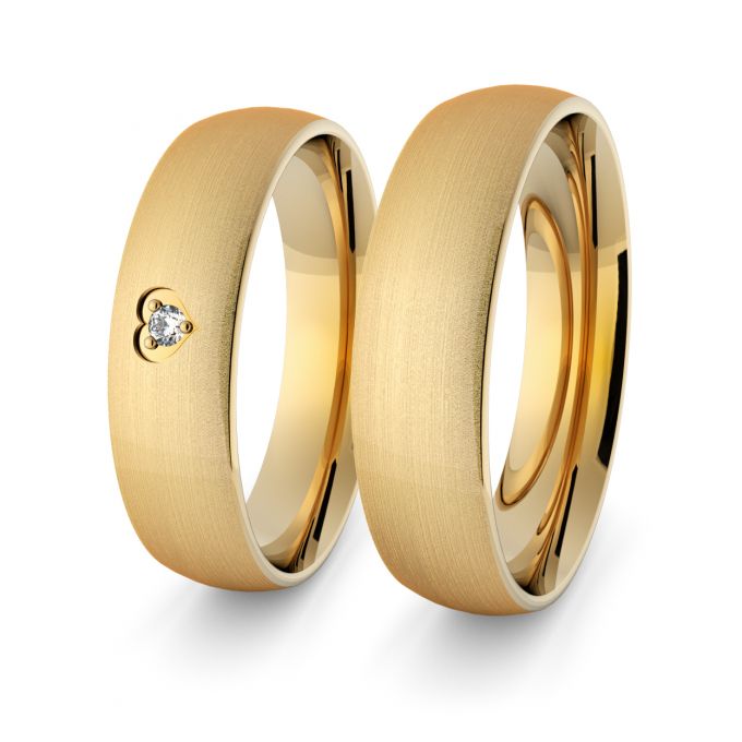 Obrączki ślubne złote klasyczne zaokrąglone z sercem i kamieniem