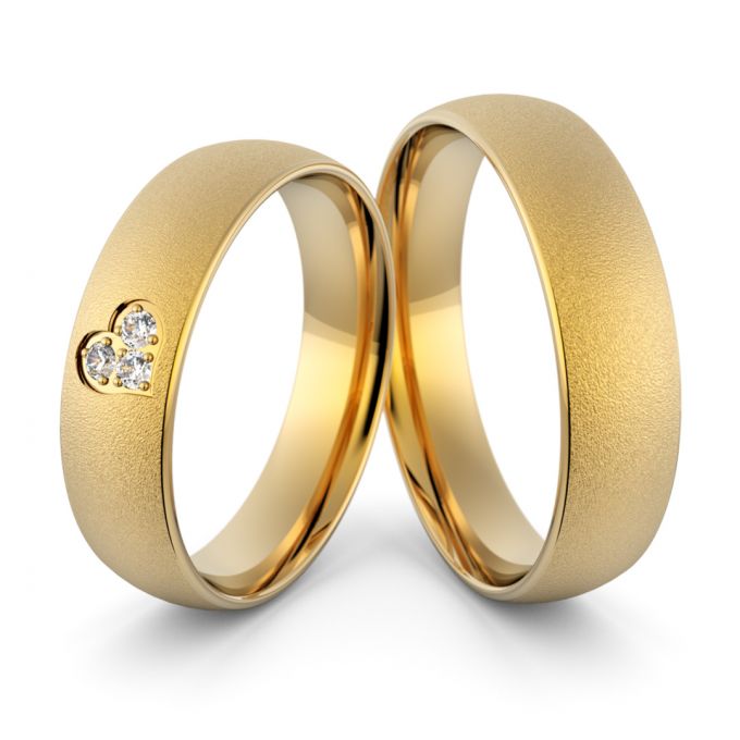 Obrączki ślubne złote klasyczne zaokrąglone z kamieniami i sercem