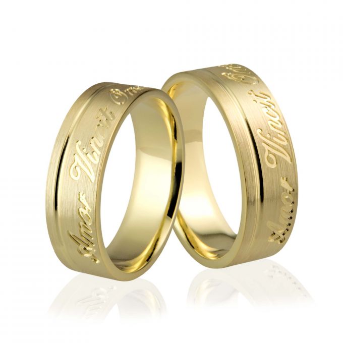 Obrączki ślubne złote z grawerem Amor Vincit Omnia Au-655